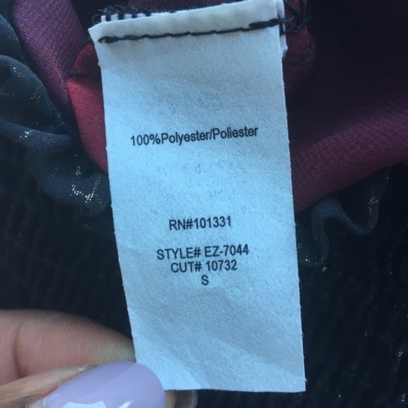 J.e.w.e.l.s One Shoulder Metallic Sheer Top S - Picture 6 of 6